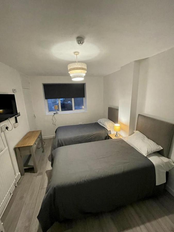Top Twenty Bed And Breakfast Windsor Exteriér fotografie